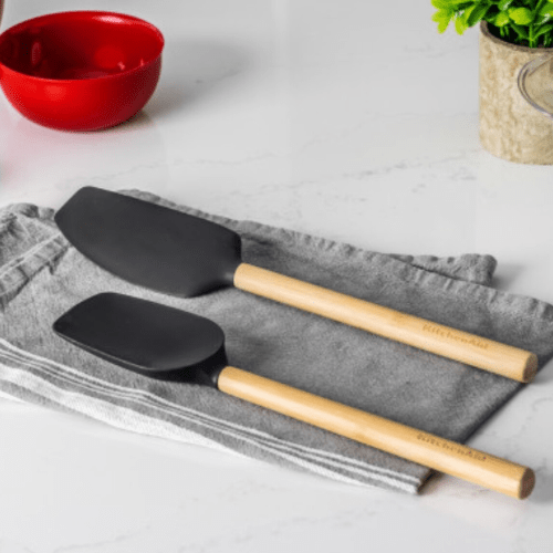 Cuchara Espátula Negra KitchenAid - Good Kitchen