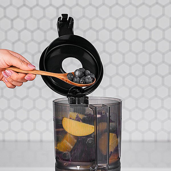 Juguera de prensado en frío Kuvings AUTO6 White Silver - Good Kitchen